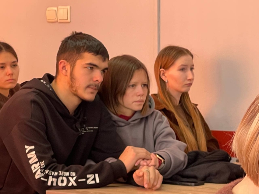 Студенты и власти Забайкалья обсудили помощь молодым семьям